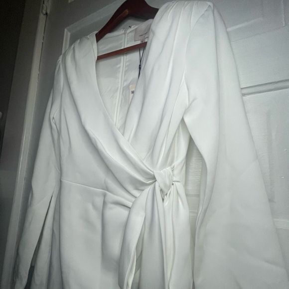 NWTs Cinq a Sept Sierra Wrap Minidress Size 8 - Picture 10 of 13